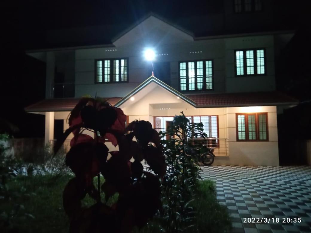 Ferienwohnung Devi Kripa Residency Varkala Exterior foto